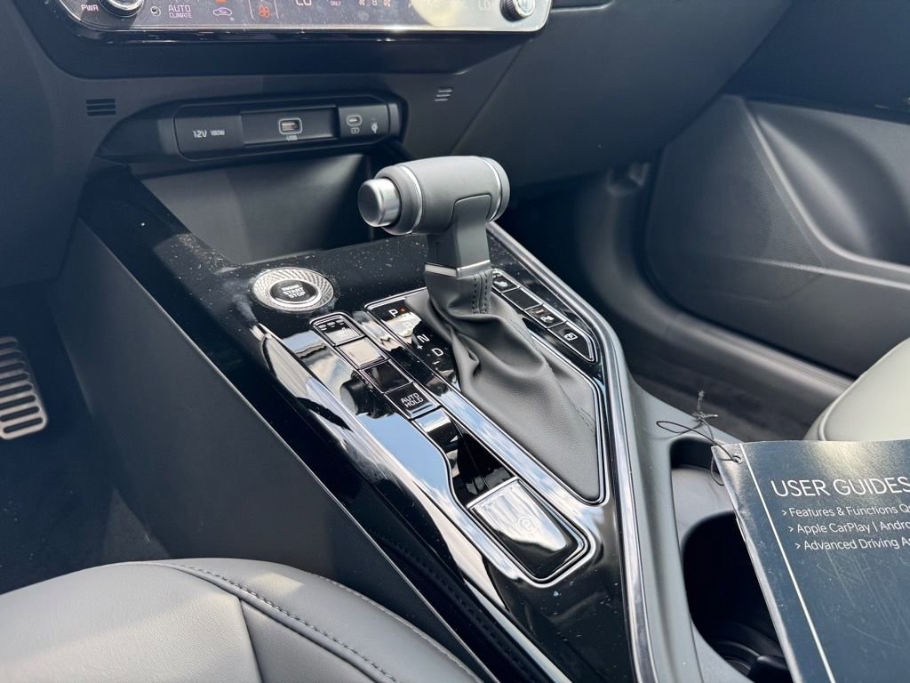 New 2025 Kia Niro EX Touring image 15