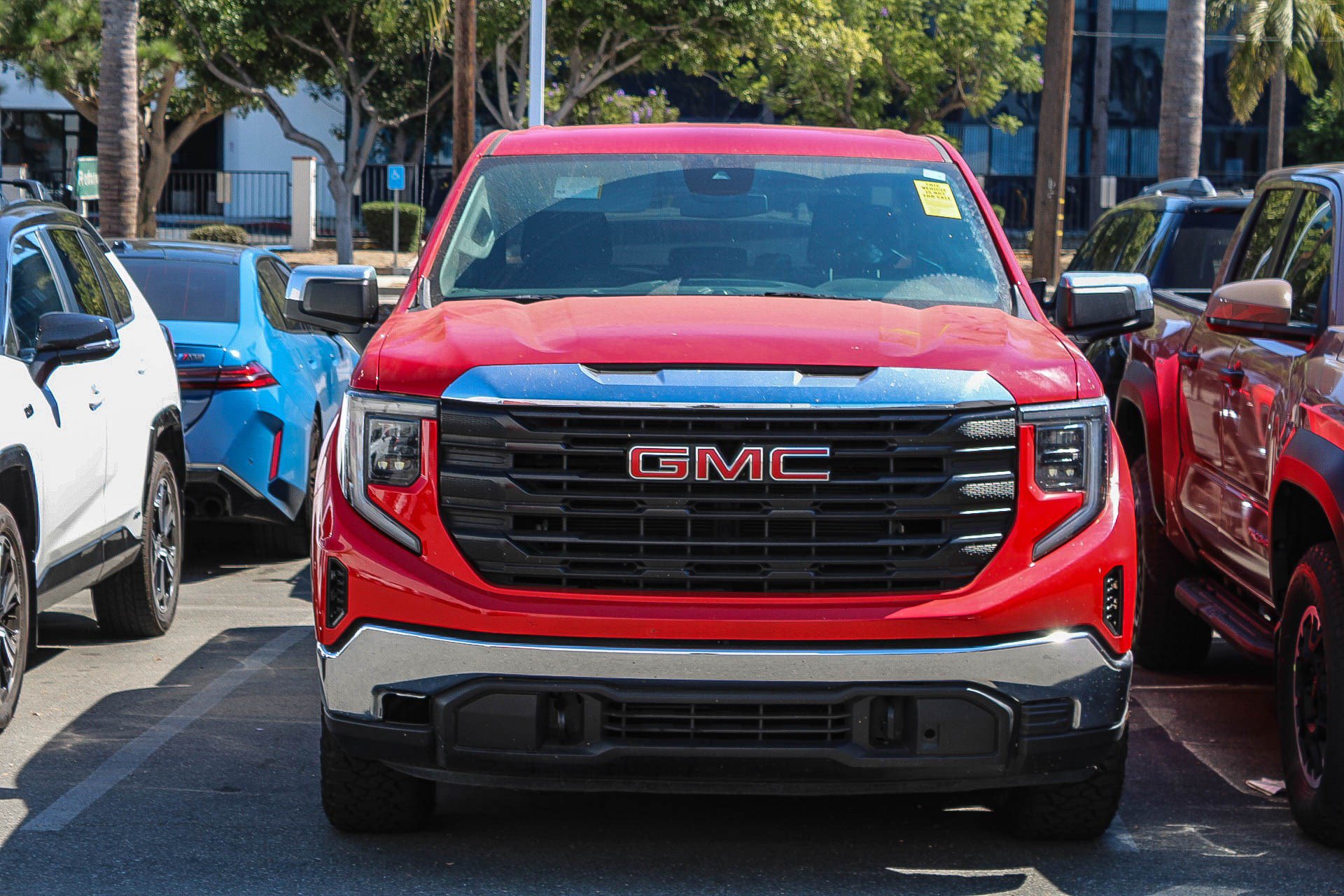 Used 2023 GMC Sierra 1500 Pro w/ Pro Value Package AWD/4WD image 2