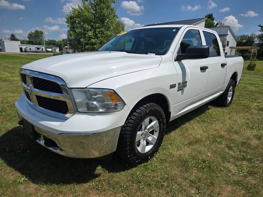 Used 2023 RAM 1500 Classic SLT w/ Protection Group AWD/4WD image 3