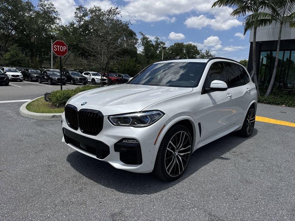 Used 2019 BMW X5 xDrive50i w/ M Sport Package AWD/4WD image 9