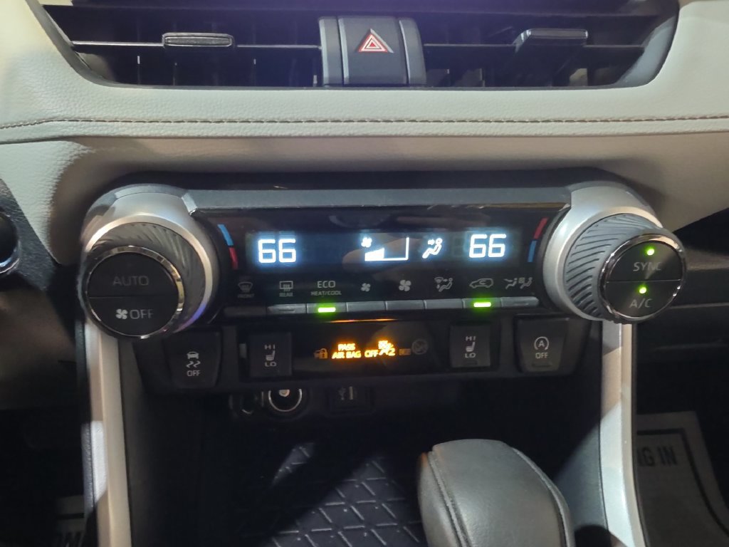 Used 2025 Toyota RAV4 XLE w/ Convenience Package AWD/4WD image 17