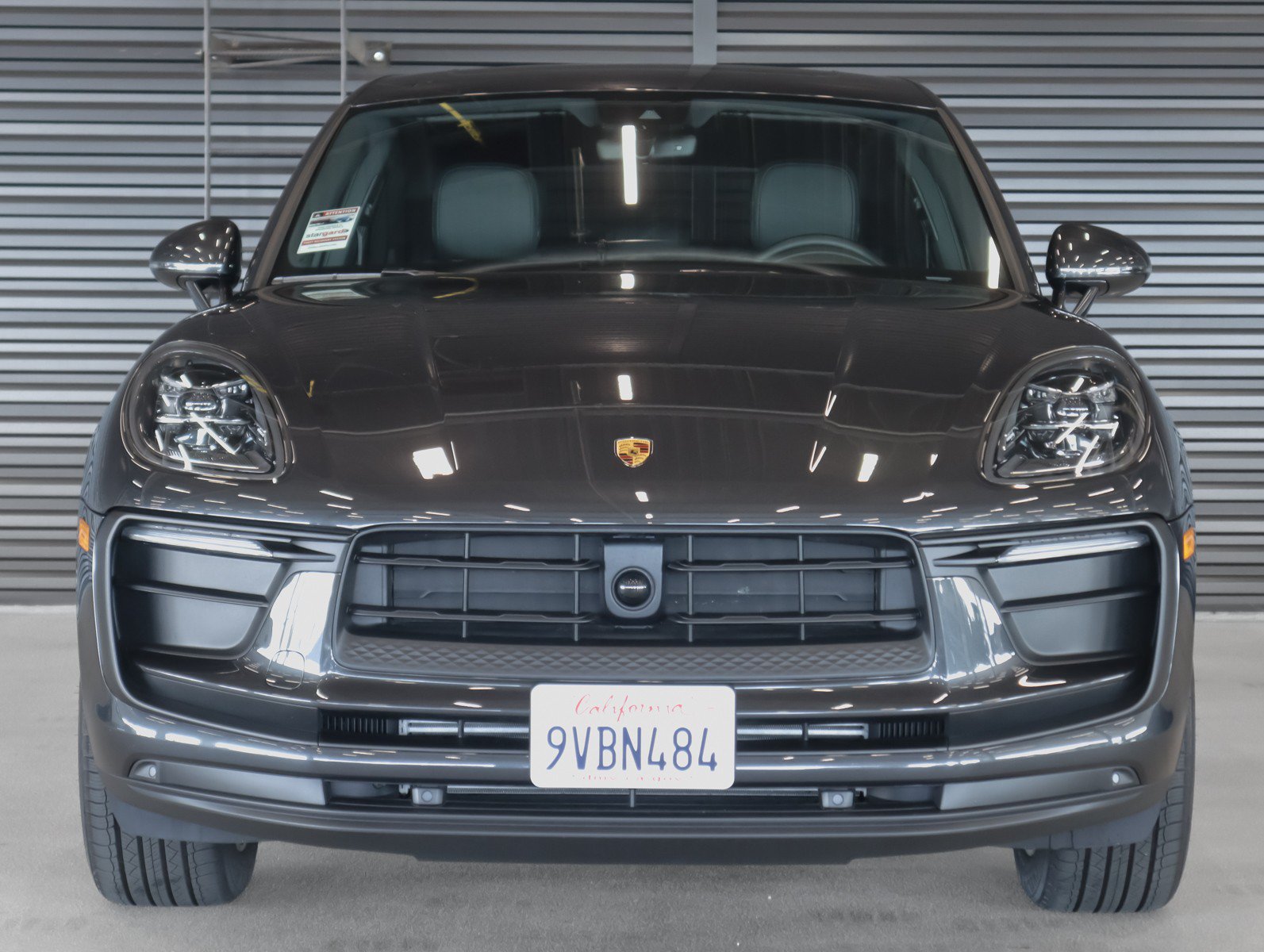 Certified 2026 Porsche Macan AWD/4WD image 8