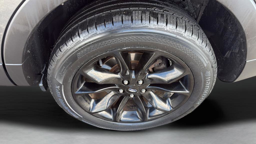 Used 2015 Ford Explorer XLT w/ Equipment Group 201A image 47