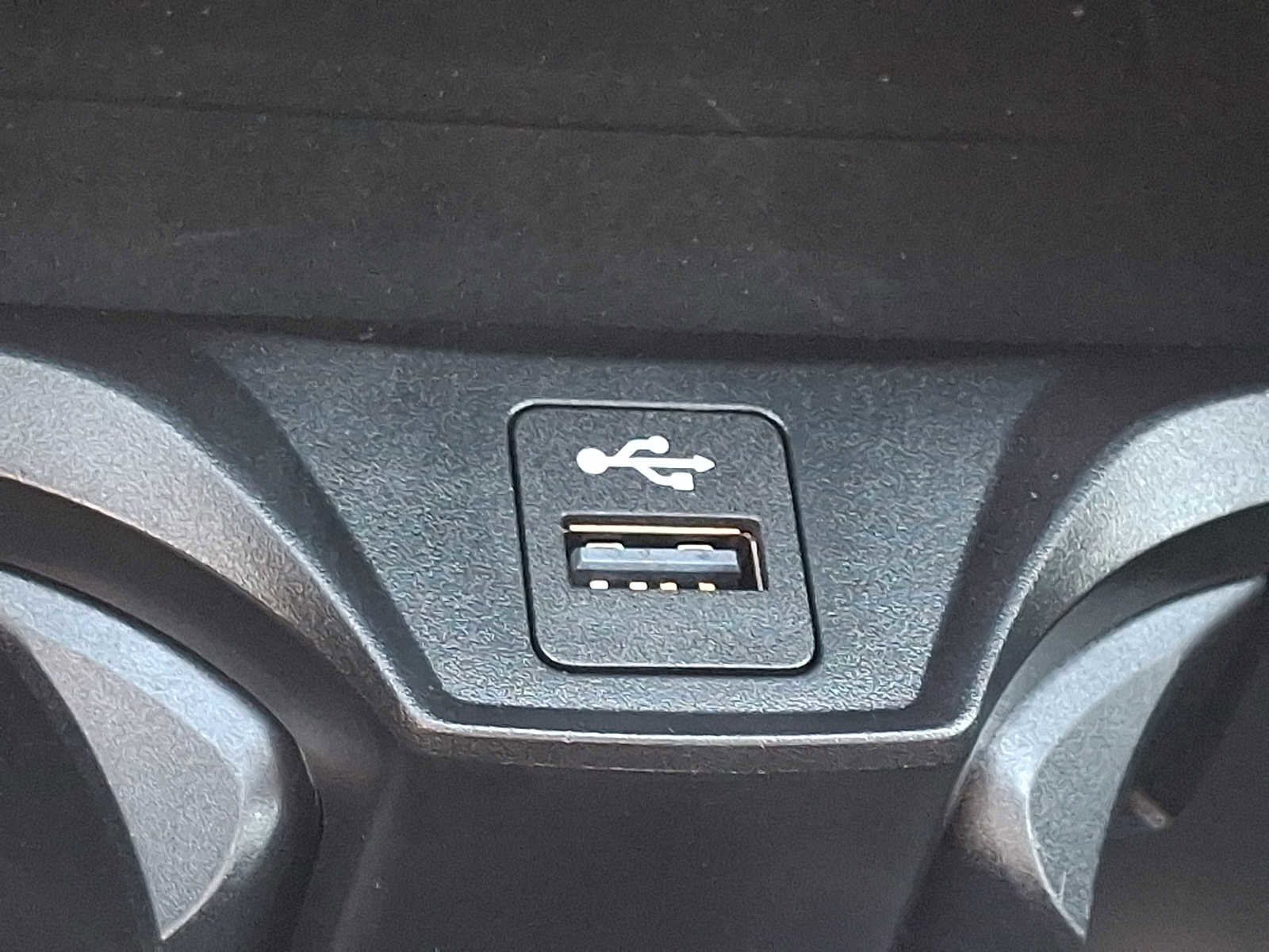 Used 2025 BMW M2 w/ Lighting Package RWD image 24