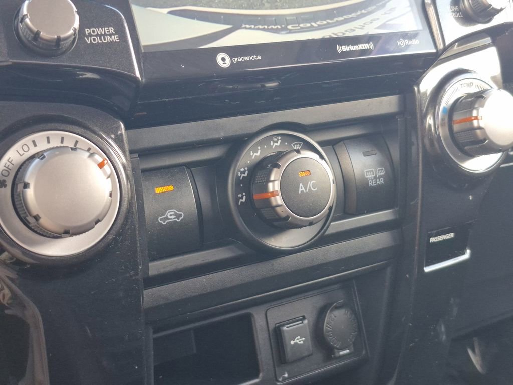 Used 2021 Toyota 4Runner Venture image 23