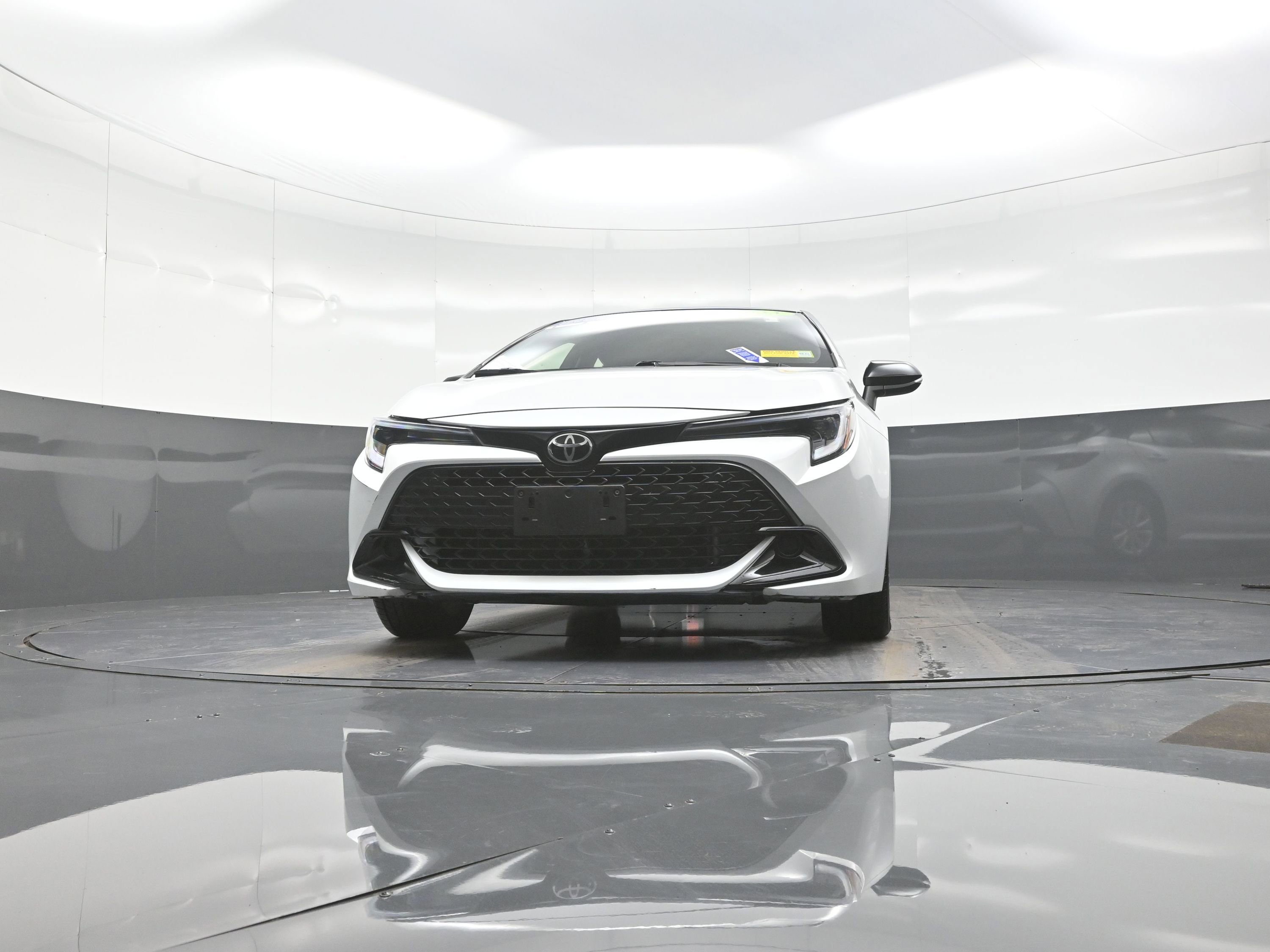 Used 2023 Toyota Corolla SE image 10