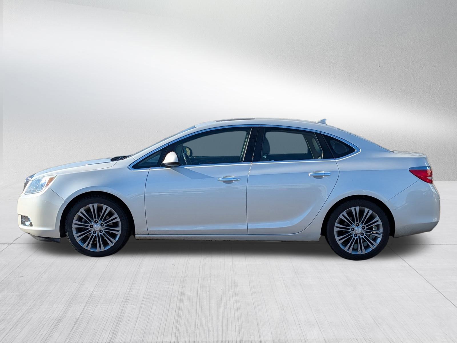 Used 2013 Buick Verano Leather image 4