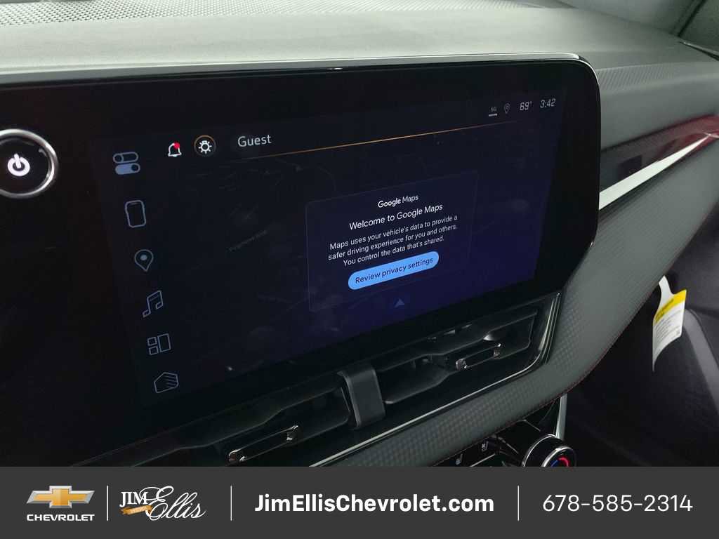 Certified 2025 Chevrolet Equinox RS w/ Safety and Technology Package image 30