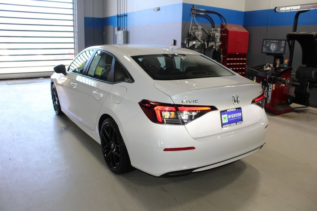 Used 2025 Honda Civic Sport image 37