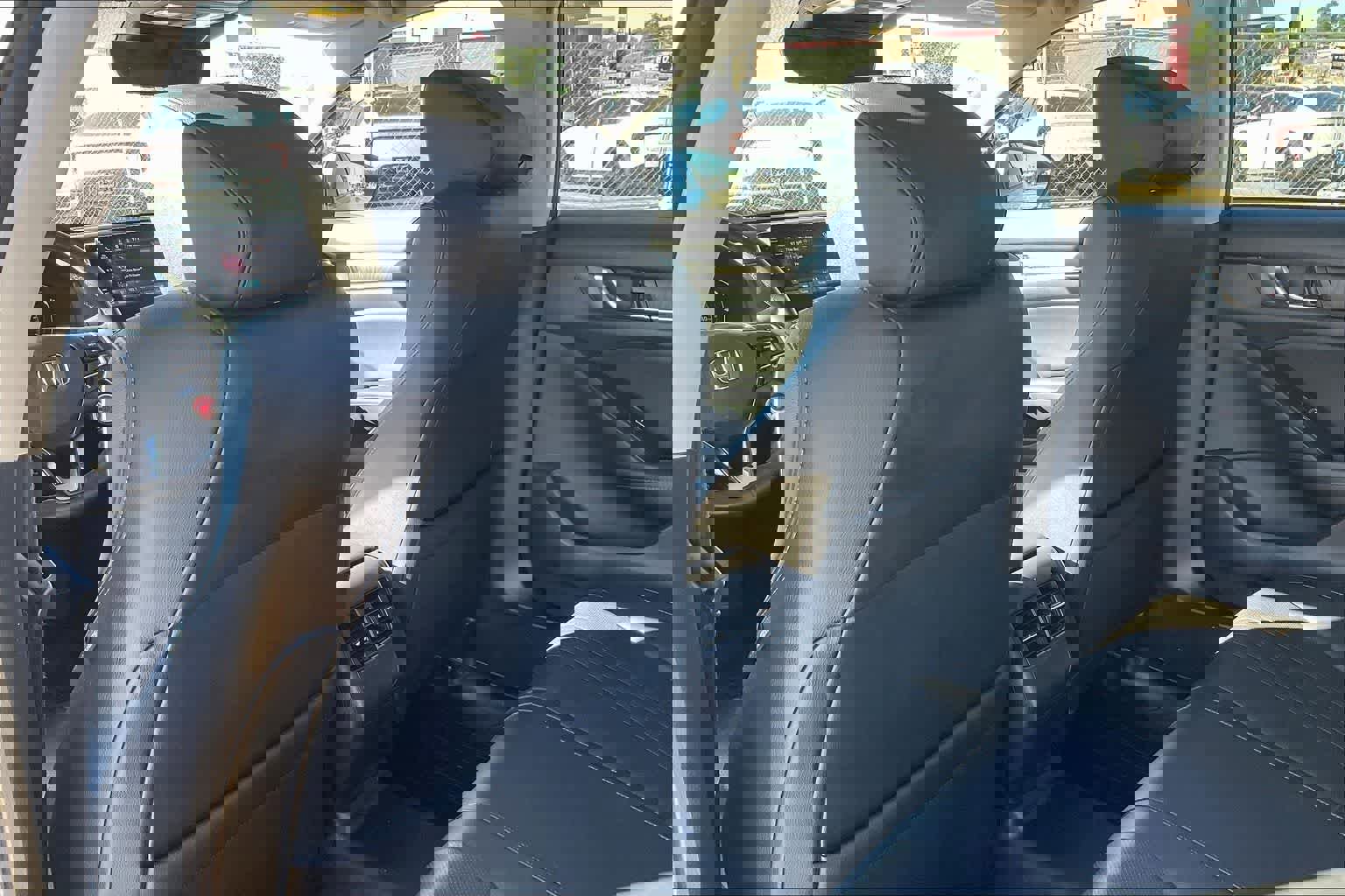 Used 2018 Honda Accord EX-L image 12