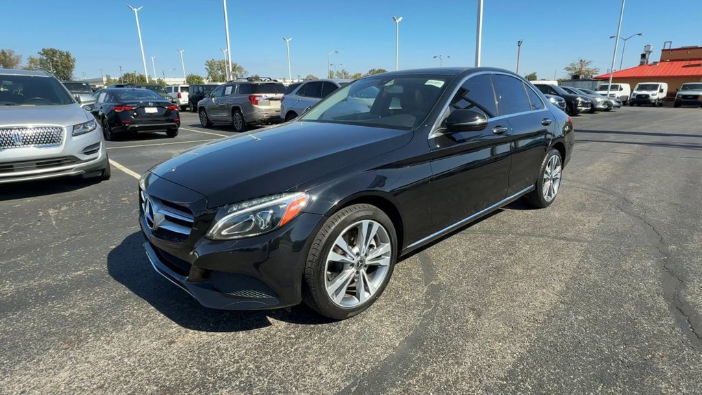 Used 2018 Mercedes-Benz C 300 4MATIC Sedan image 4