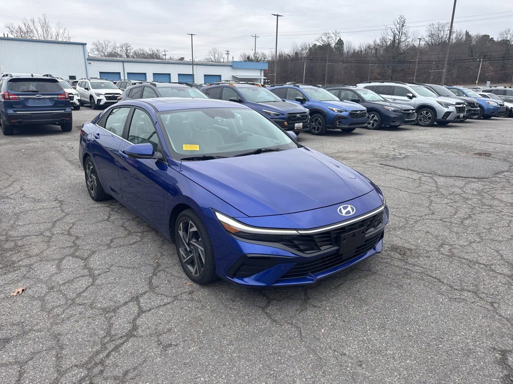 Used 2024 Hyundai Elantra Limited