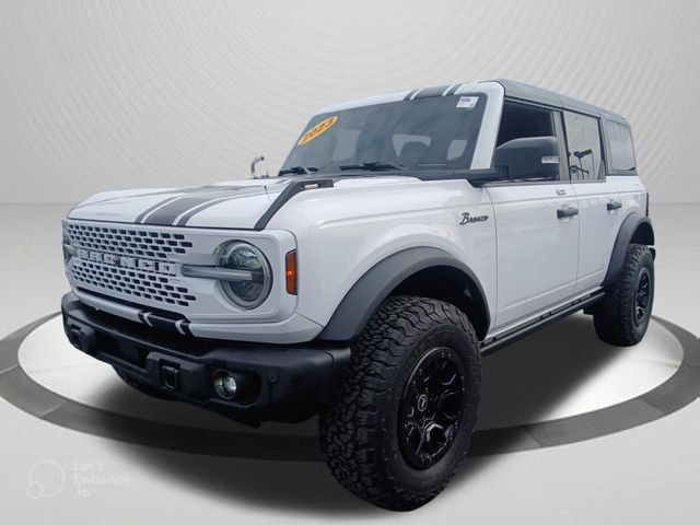 Used 2023 Ford Bronco Badlands image 6