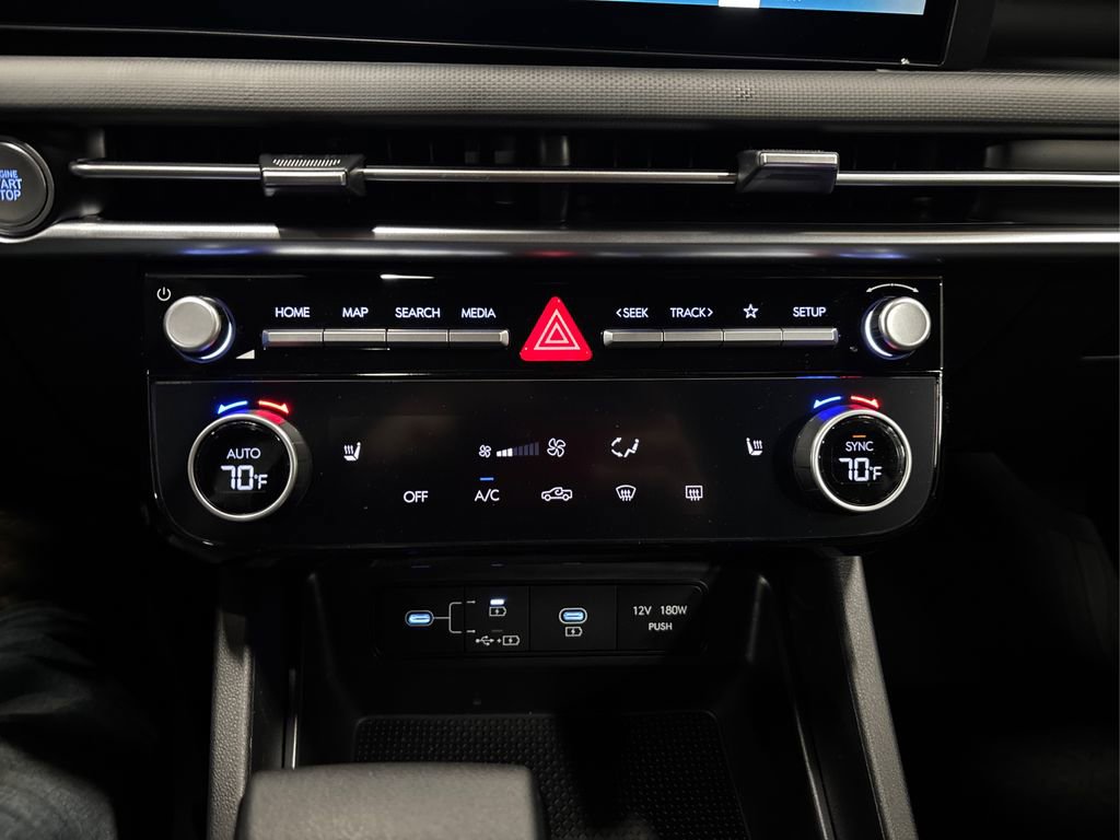 Used 2025 Hyundai Santa Cruz SEL image 28