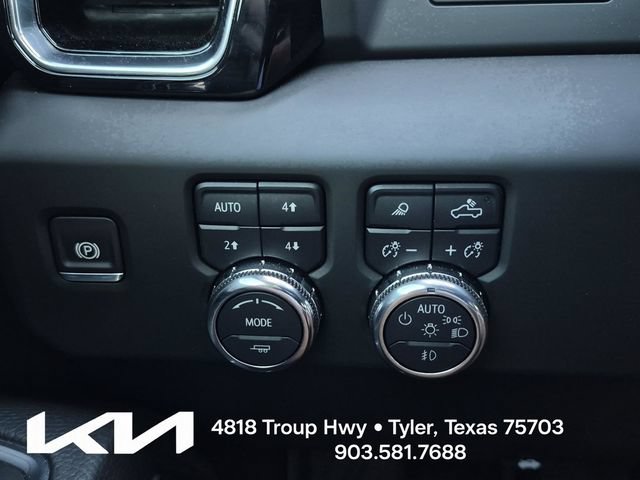 Used 2025 GMC Sierra 2500 Denali AWD/4WD image 30
