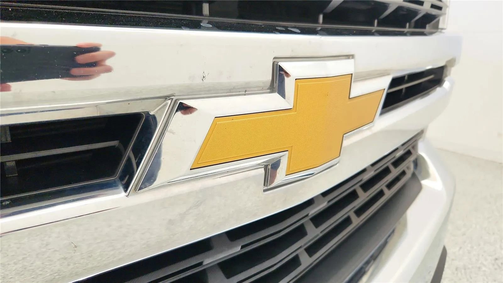 Used 2021 Chevrolet Silverado 1500 LT AWD/4WD image 16