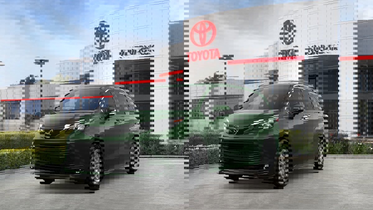 New 2026 Toyota Sienna XLE image 1