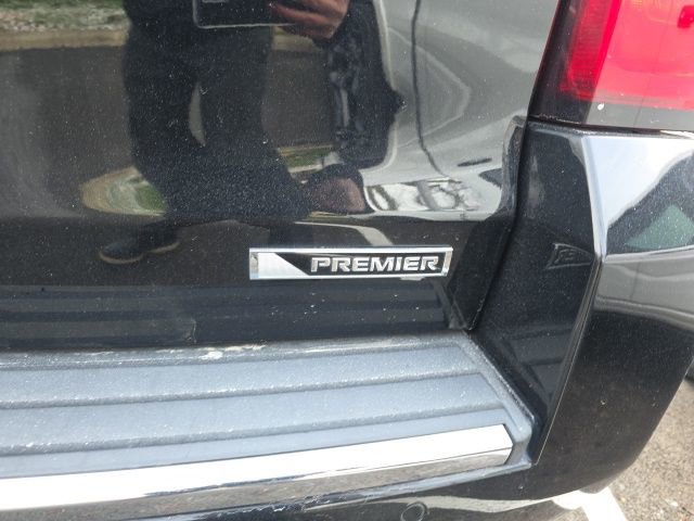 Used 2017 Chevrolet Suburban Premier image 6