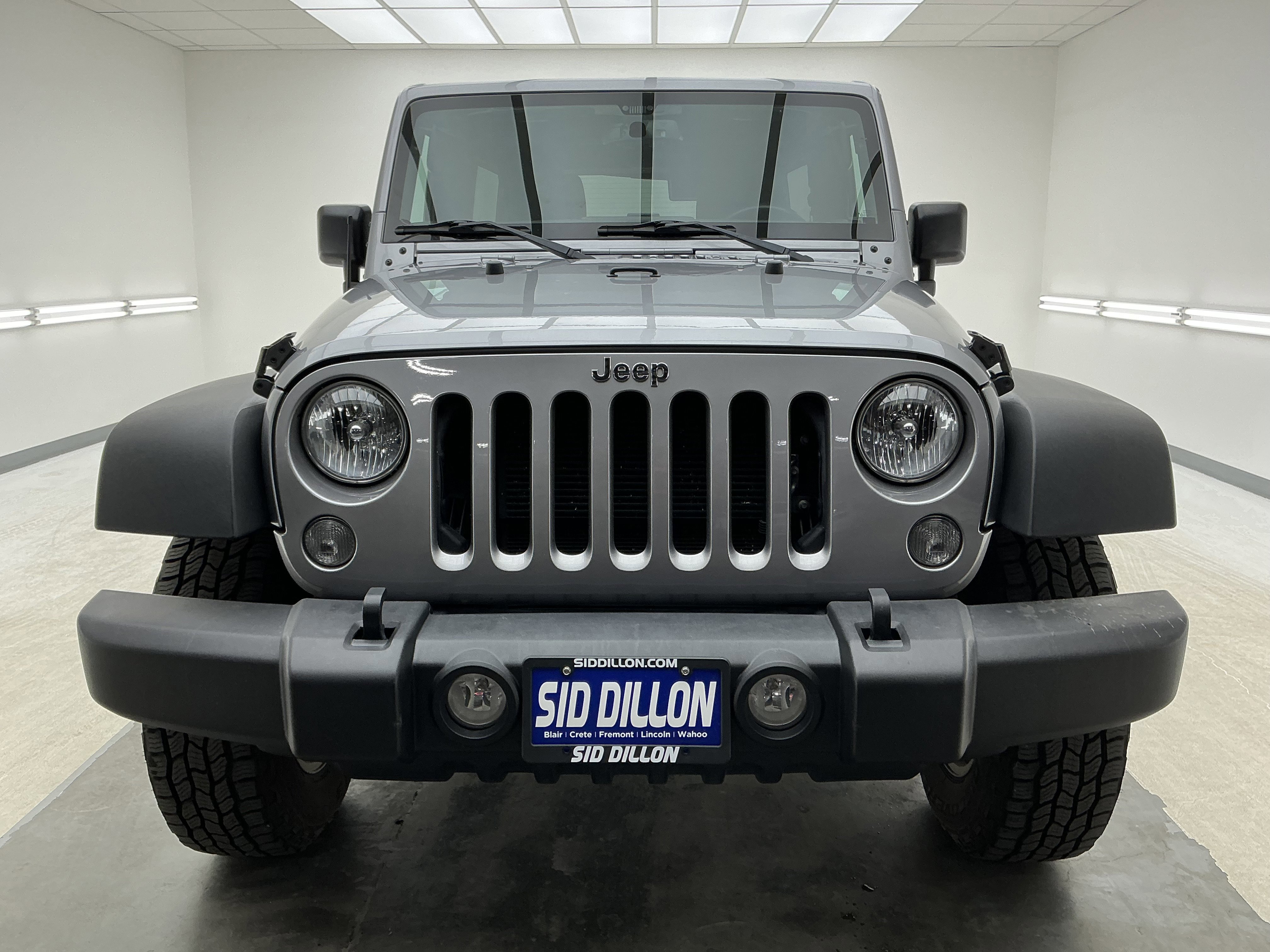 Used 2018 Jeep Wrangler Unlimited Sport S image 2