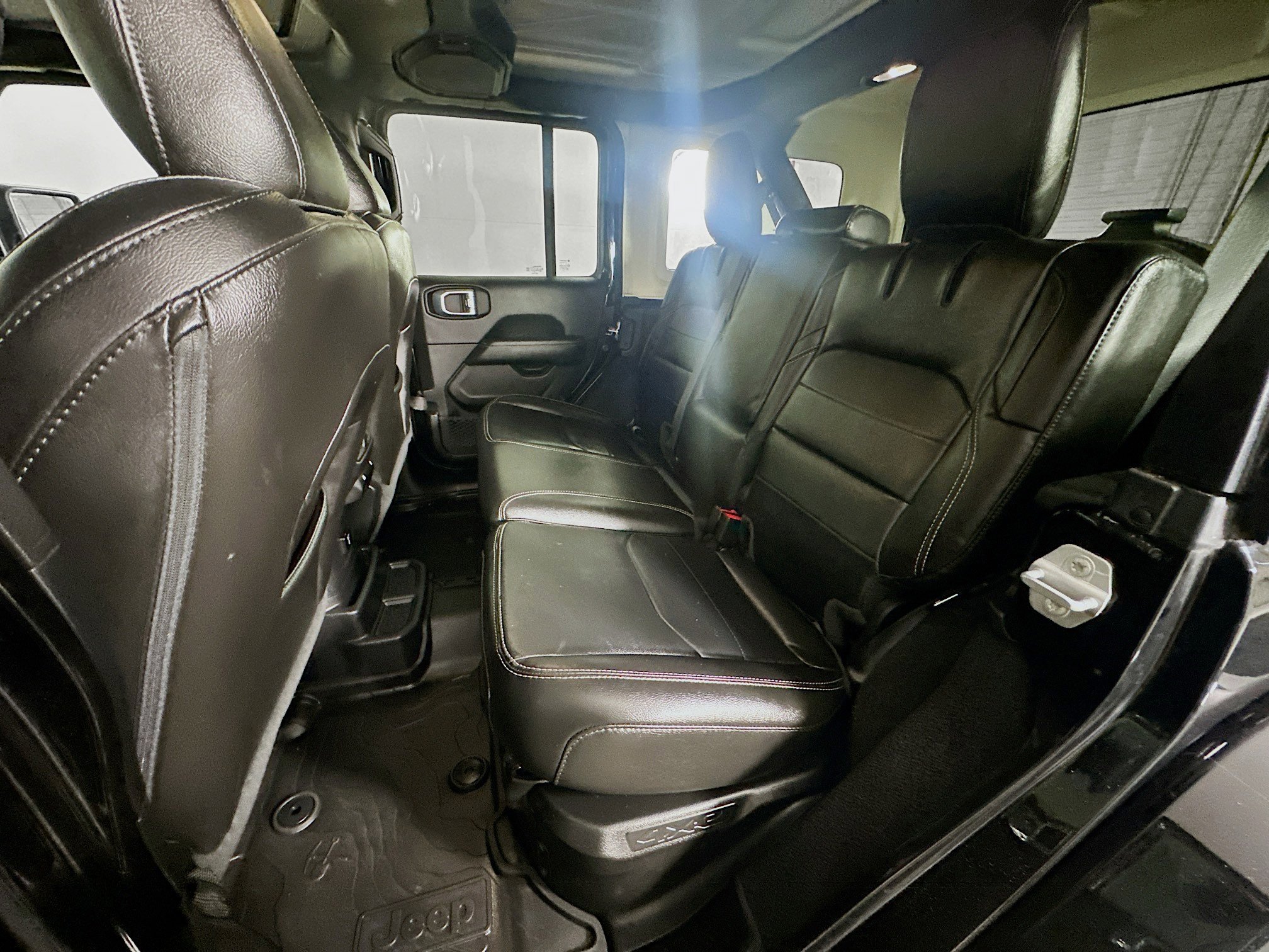 Used 2023 Jeep Wrangler Sahara w/ Cold Weather Group image 26