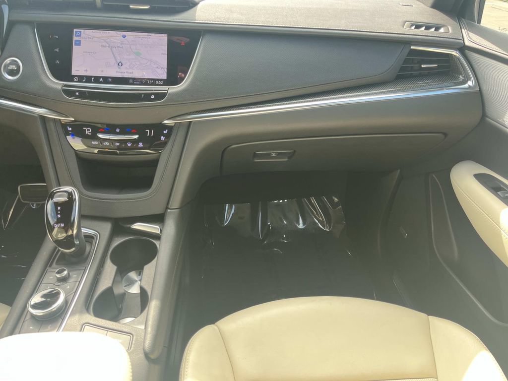 Certified 2023 Cadillac XT5 Sportv w/ Technology Package AWD/4WD image 14