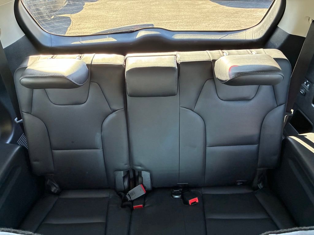 Used 2023 Kia Telluride S image 17