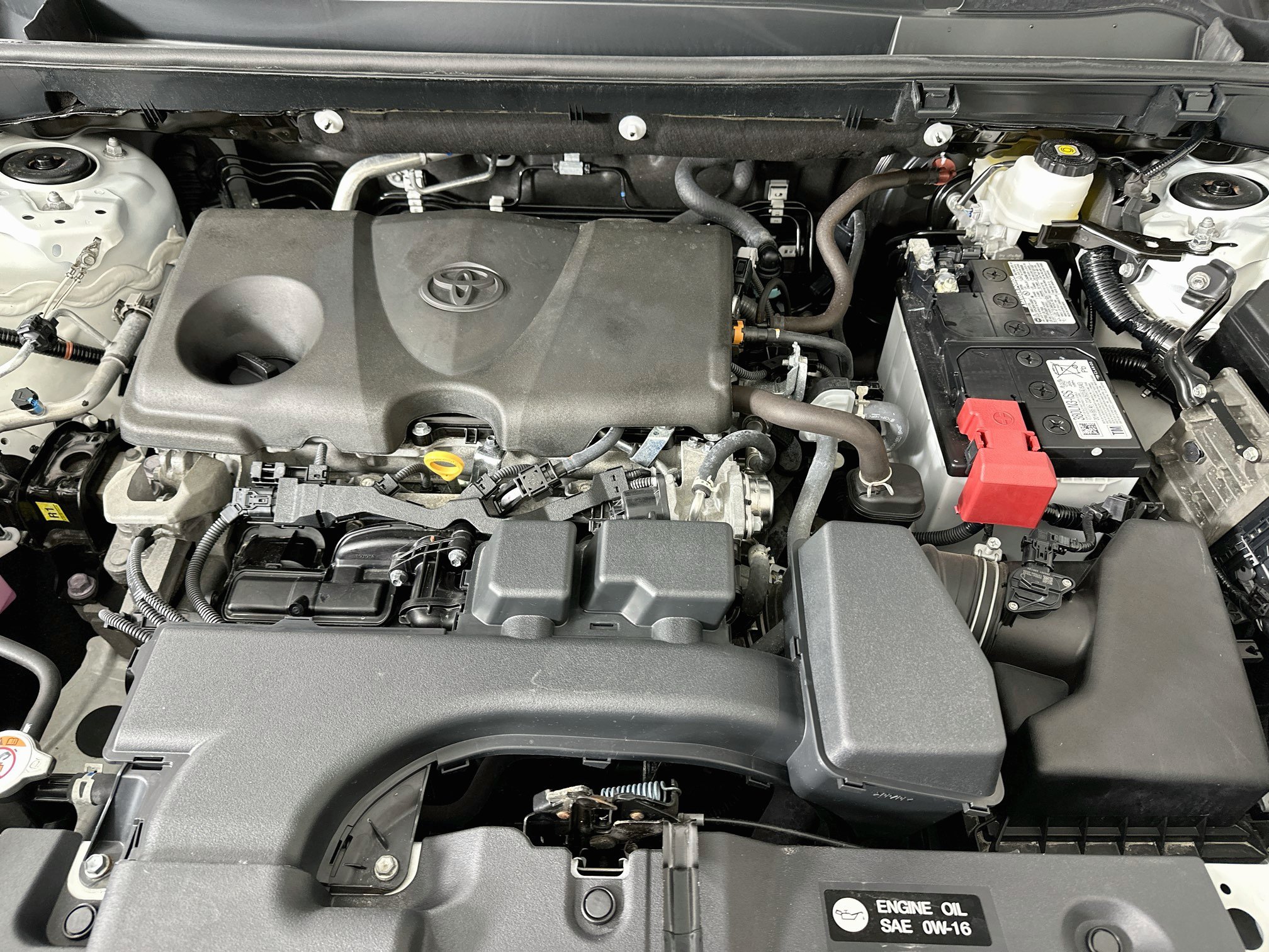 Used 2025 Toyota RAV4 LE AWD/4WD image 31
