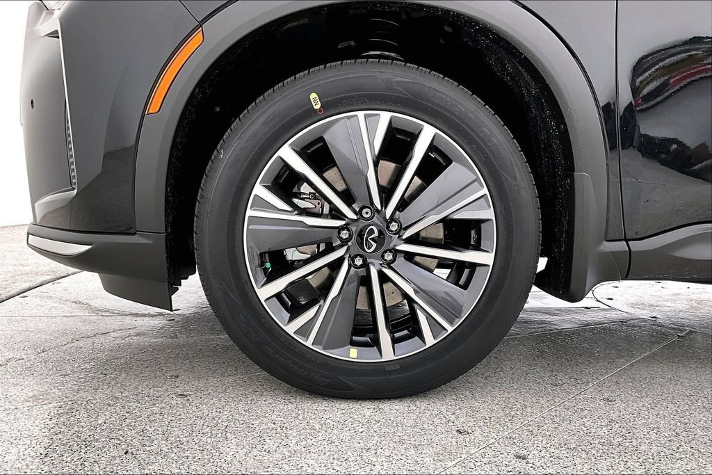 New 2027 INFINITI QX60 Luxe w/ Cargo Package FWD image 32