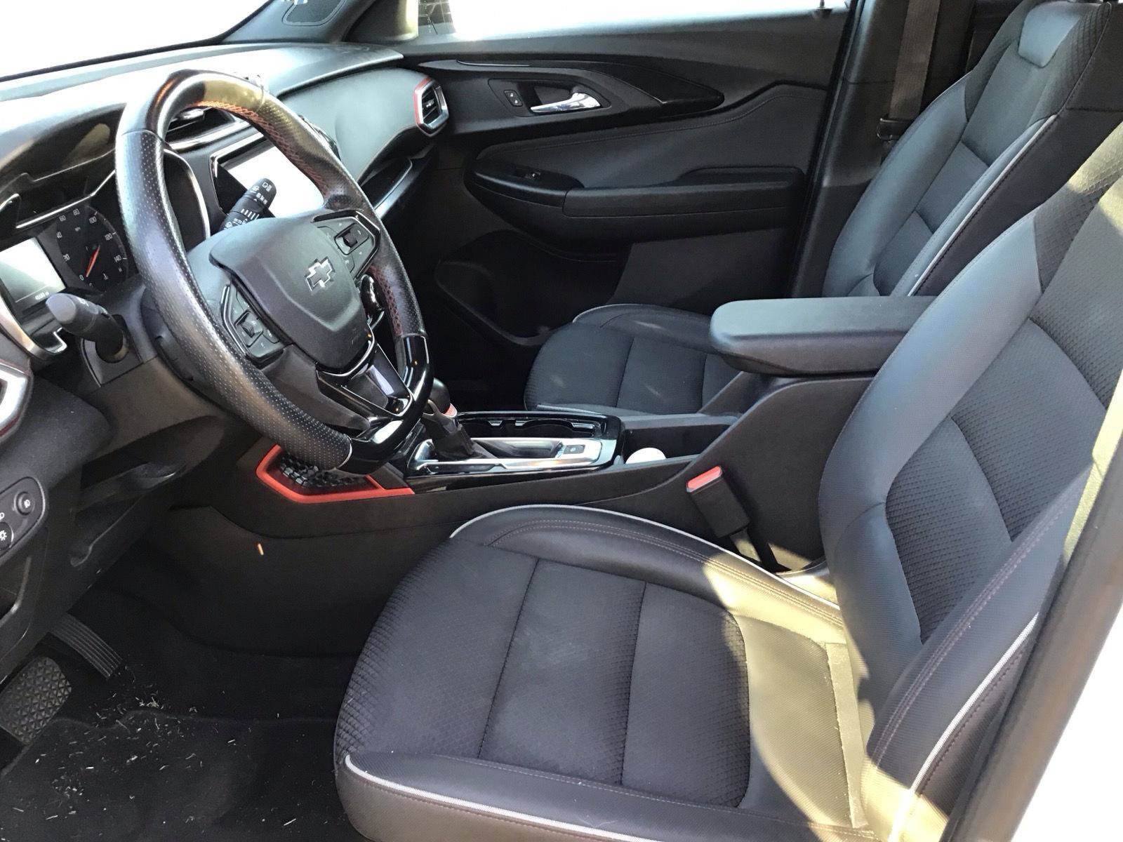 Used 2023 Chevrolet TrailBlazer RS w/ Convenience Package FWD image 10