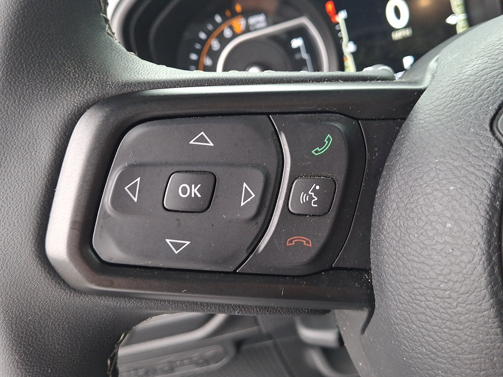 Used 2025 Jeep Gladiator Sport AWD/4WD image 18