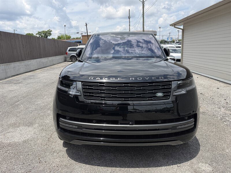 Used 2023 Land Rover Range Rover Long Wheelbase First Edition AWD/4WD image 4