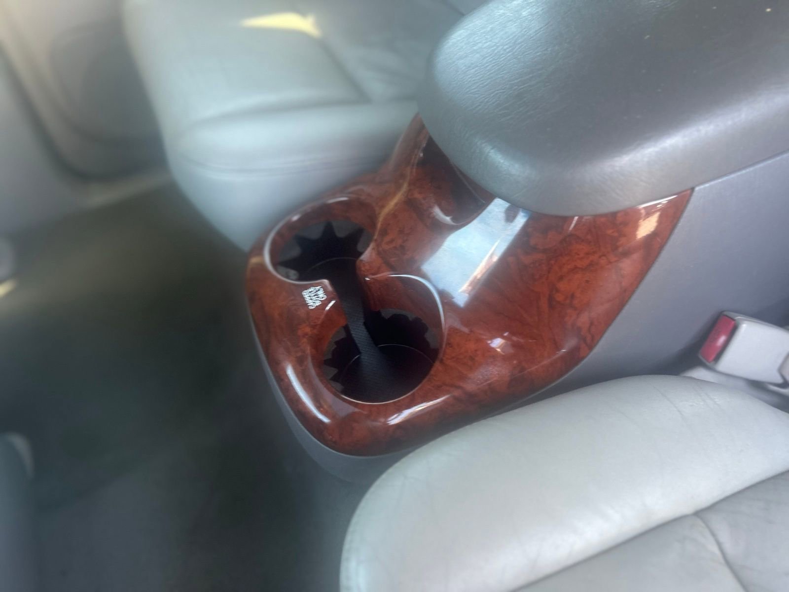 Used 2007 Toyota Sequoia Limited image 39