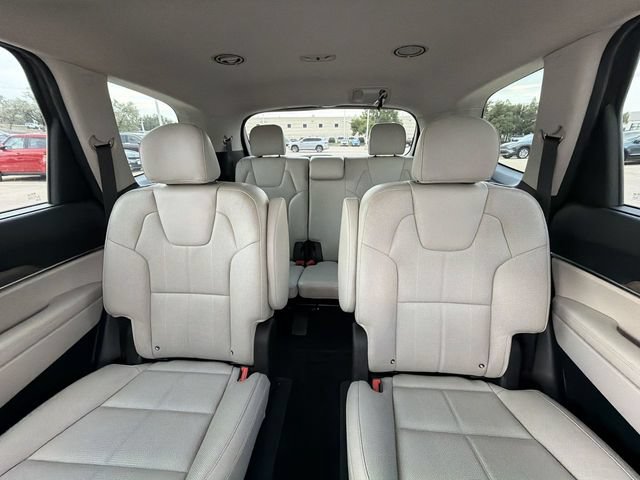 Used 2021 Kia Telluride EX w/ EX Premium Package AWD/4WD image 16