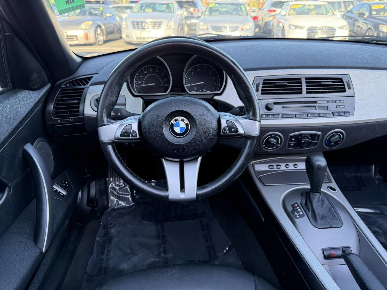 Used 2004 BMW Z4 2.5i image 18