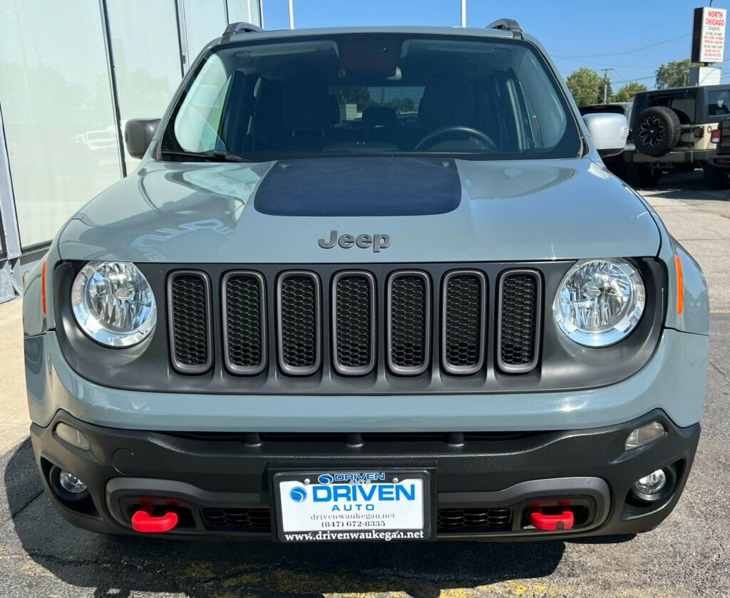 Used 2015 Jeep Renegade Trailhawk w/ Cold Weather Group image 7