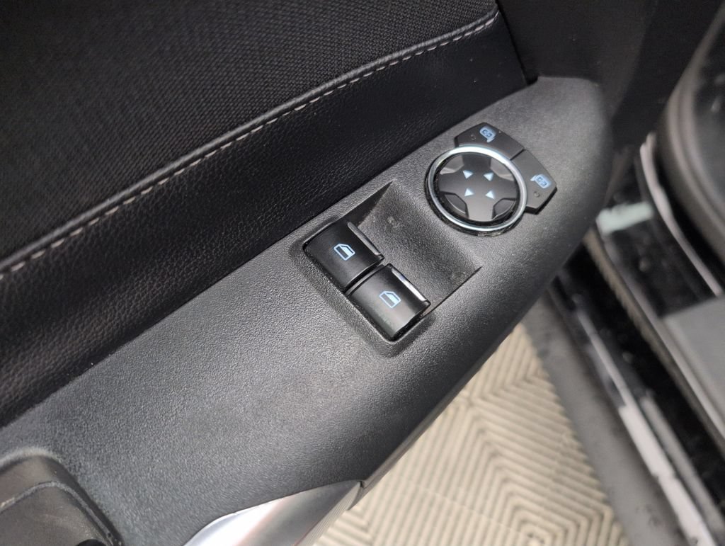 Used 2020 Ford Mustang Coupe RWD image 29