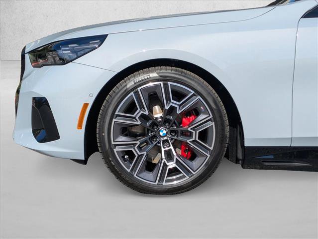 Used 2026 BMW i5 eDrive40 image 10