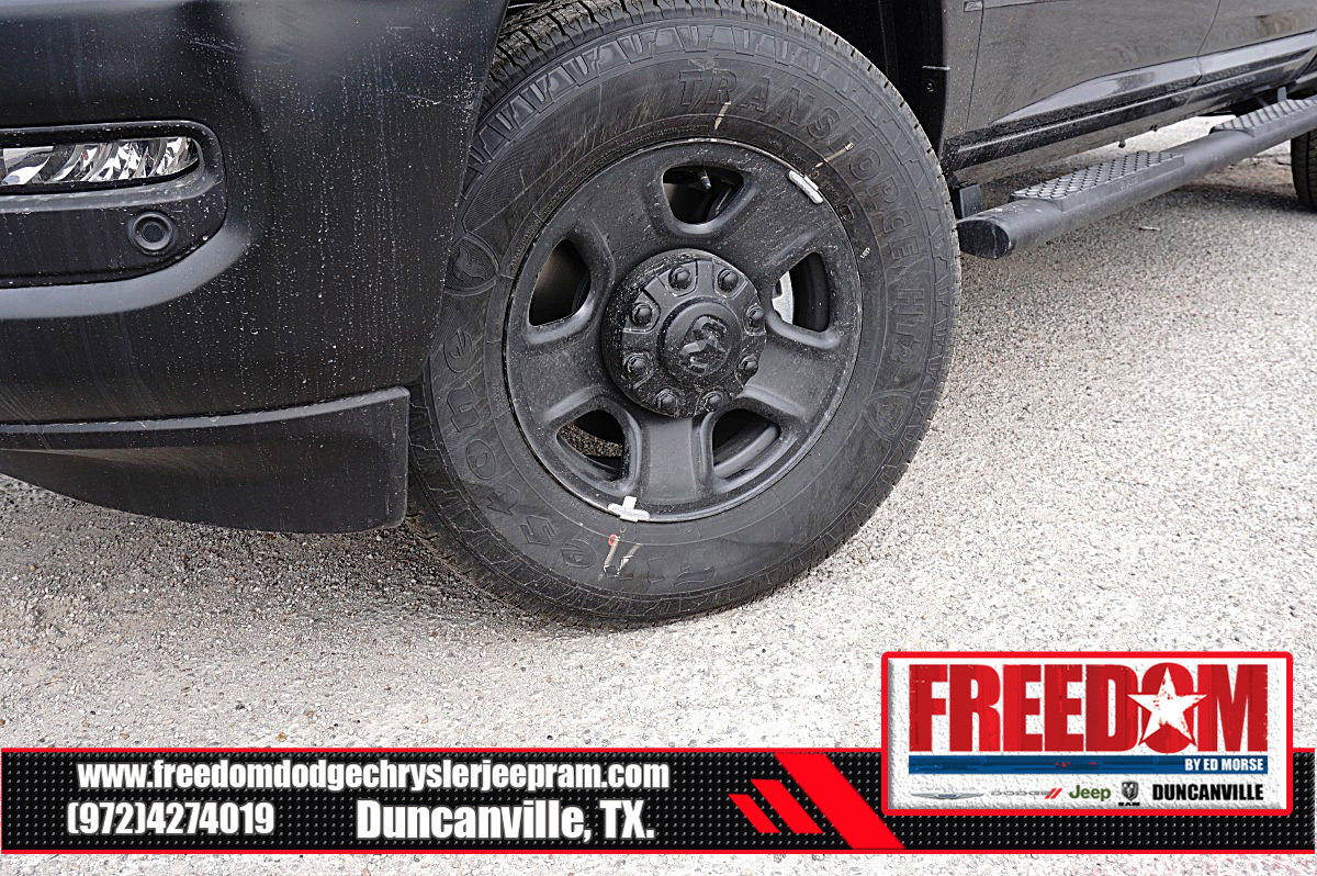 New 2026 RAM 2500 Tradesman AWD/4WD image 9