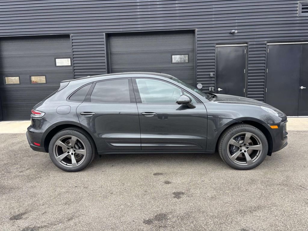 New 2026 Porsche Macan image 11