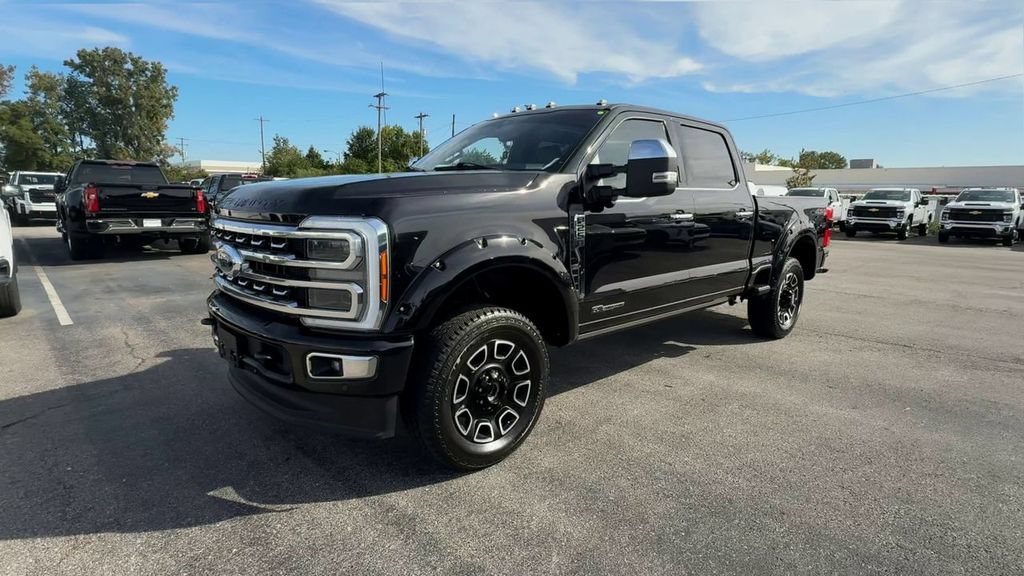 Used 2023 Ford F250 Platinum AWD/4WD image 4