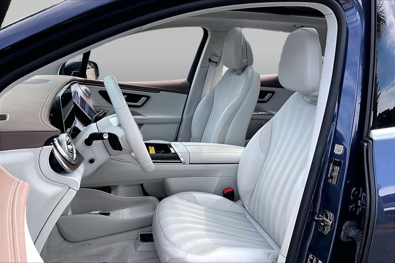 Certified 2023 Mercedes-Benz EQE 350+ SUV image 7