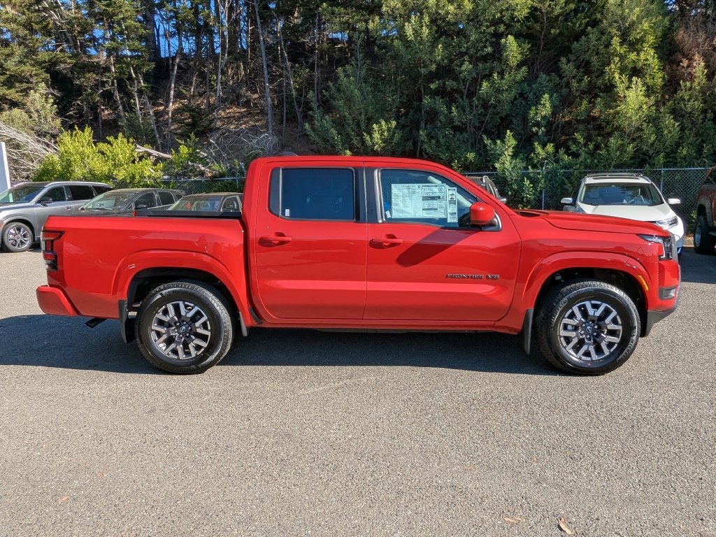 New 2027 Nissan Frontier SV w/ Tow Package RWD image 4