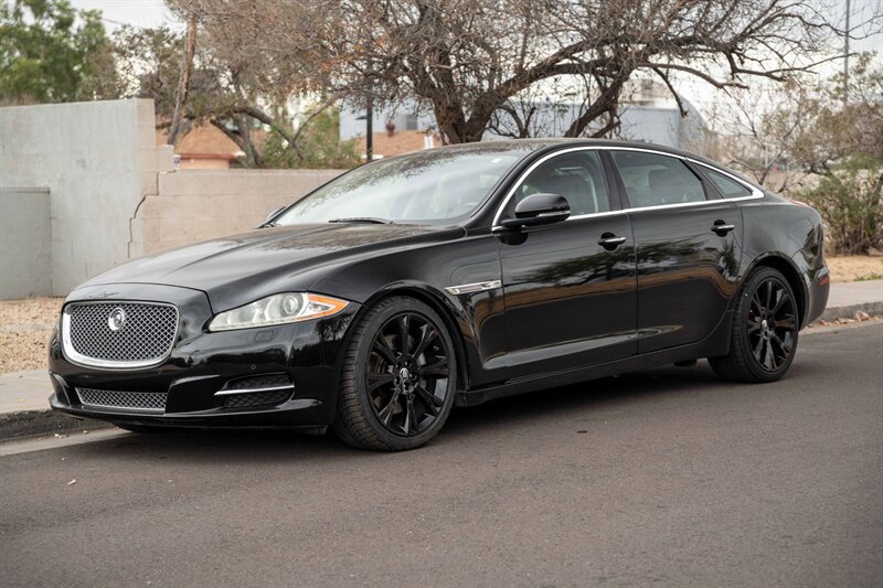 Used 2011 Jaguar XJ L RWD image 1