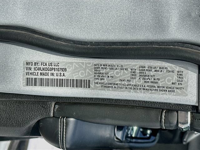Used 2023 Jeep Grand Cherokee L Overland AWD/4WD image 35
