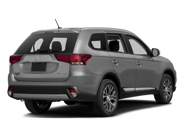 Used 2016 Mitsubishi Outlander SE FWD image 2