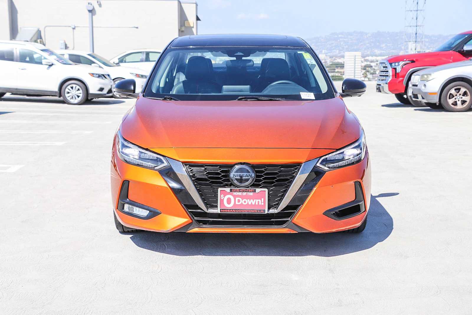 Used 2022 Nissan Sentra SR w/ SR Premium Package FWD image 2