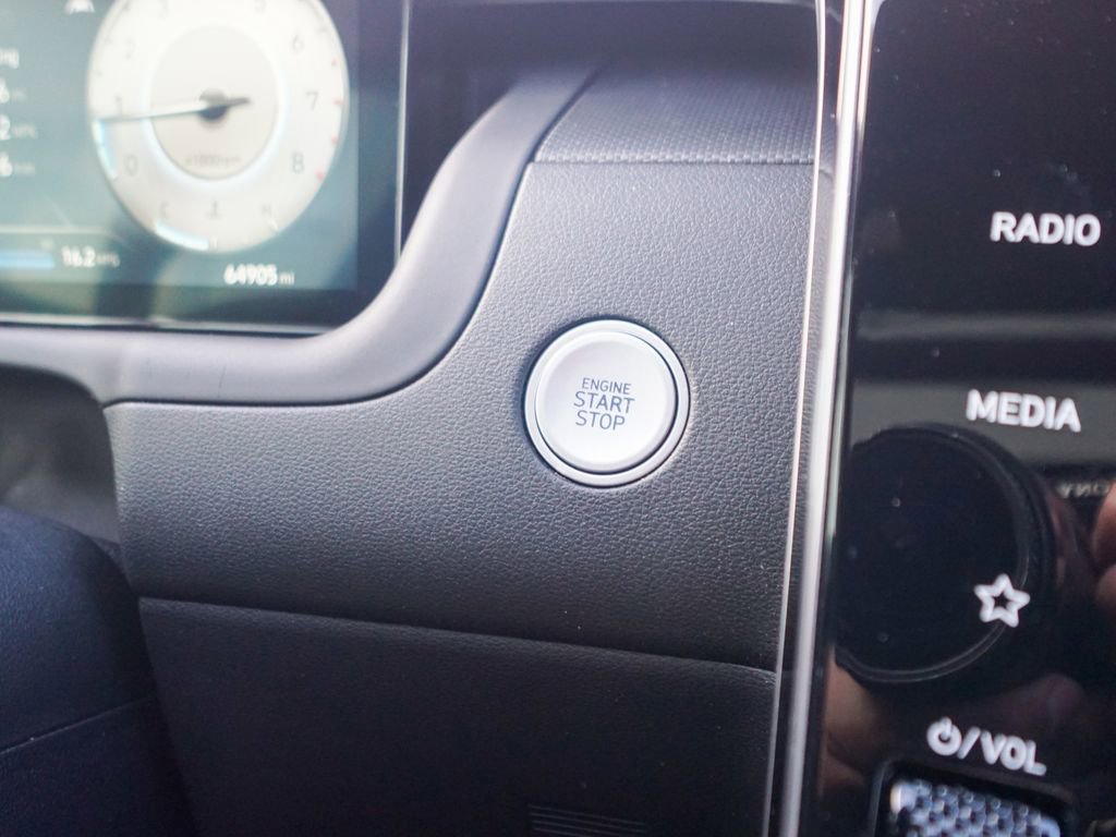 Used 2023 Hyundai Santa Cruz Night image 23