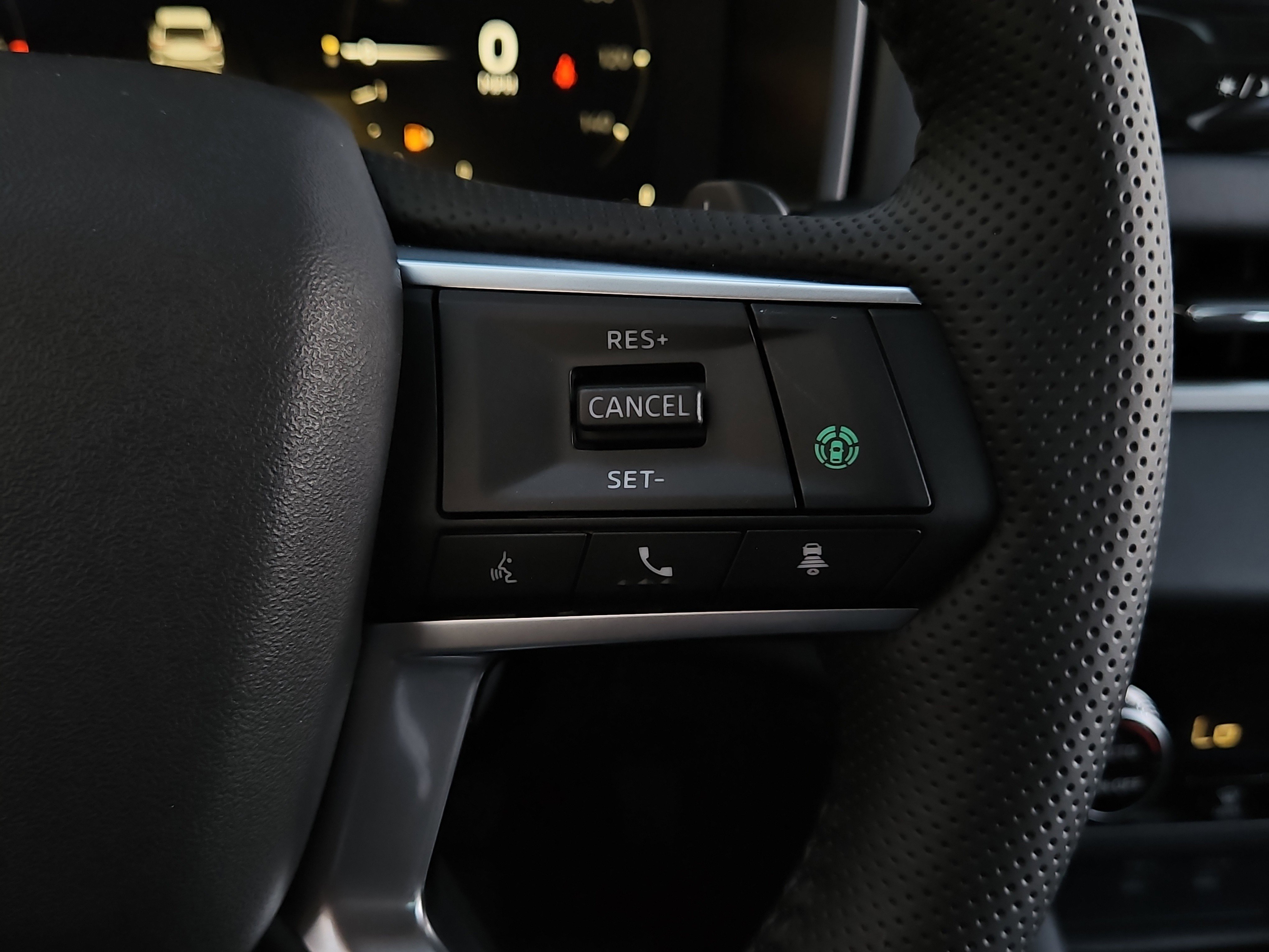 New 2025 Mitsubishi Outlander SE image 12