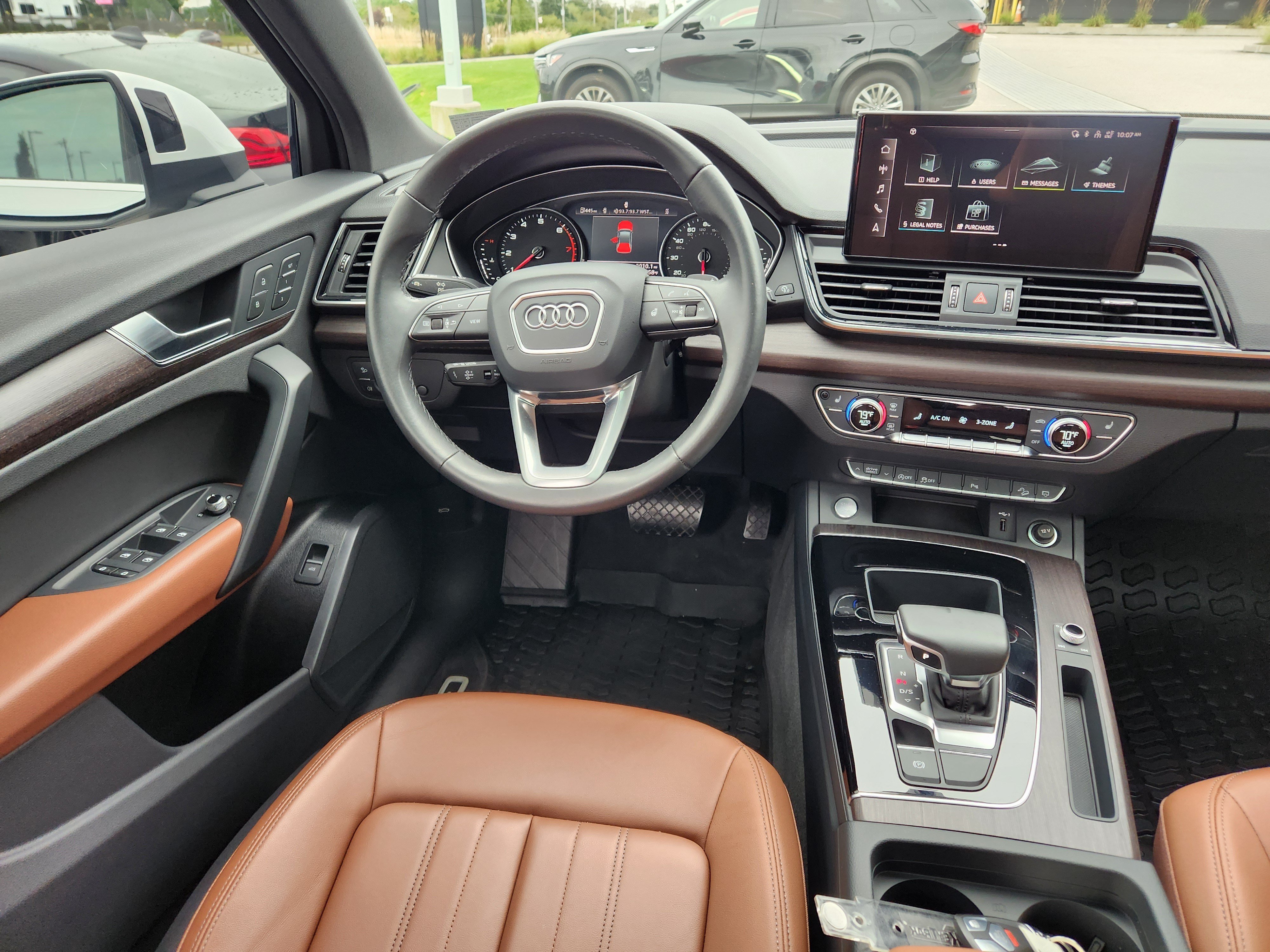 Used 2023 Audi Q5 2.0T Premium w/ Convenience Package AWD/4WD image 13
