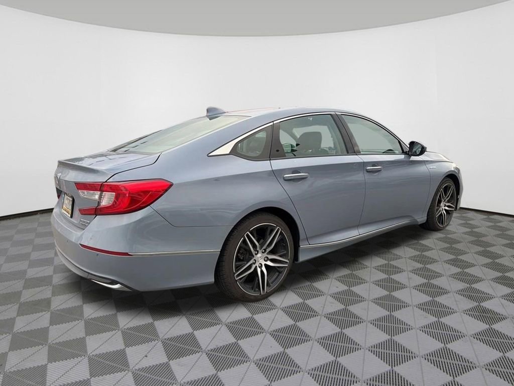 Used 2022 Honda Accord Touring image 6